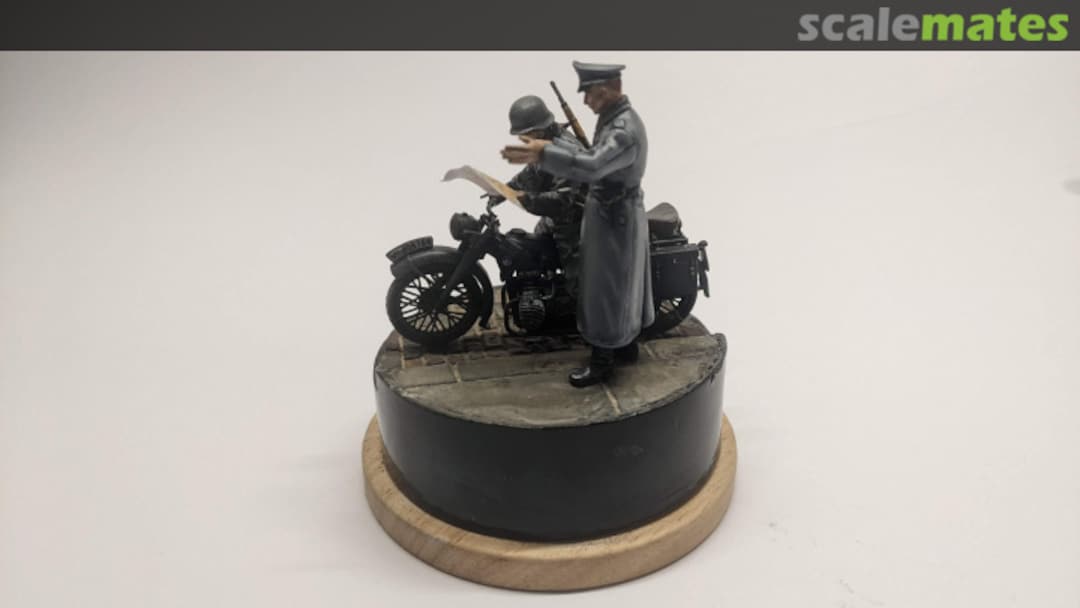 View album, image #10