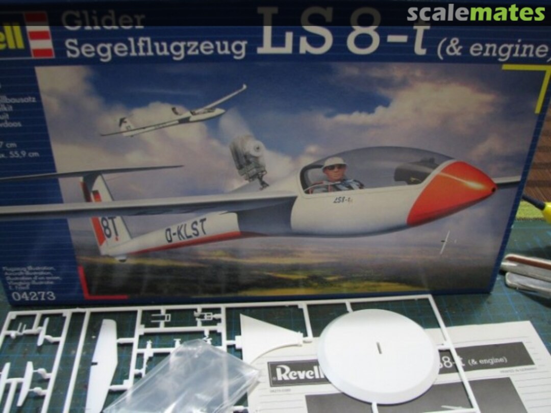 View album, image #1