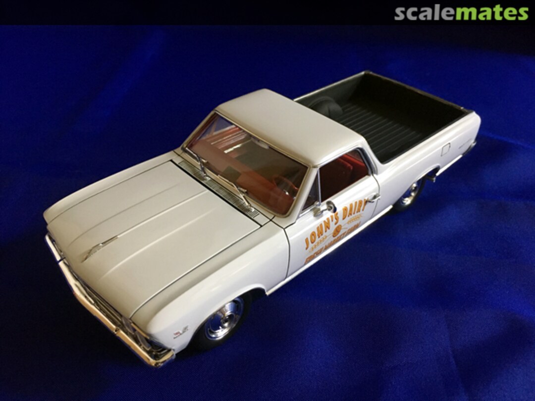 View album, image #1