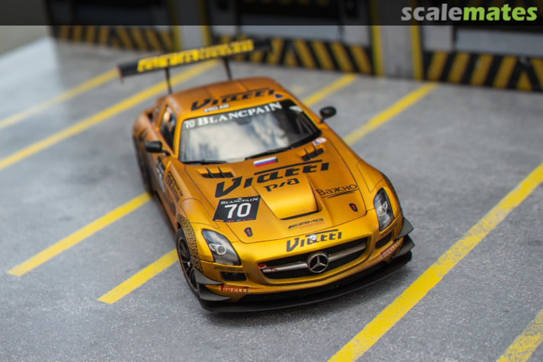 View album, image #1