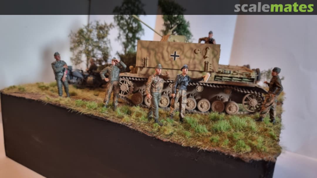 View album, image #1 View album, image #1