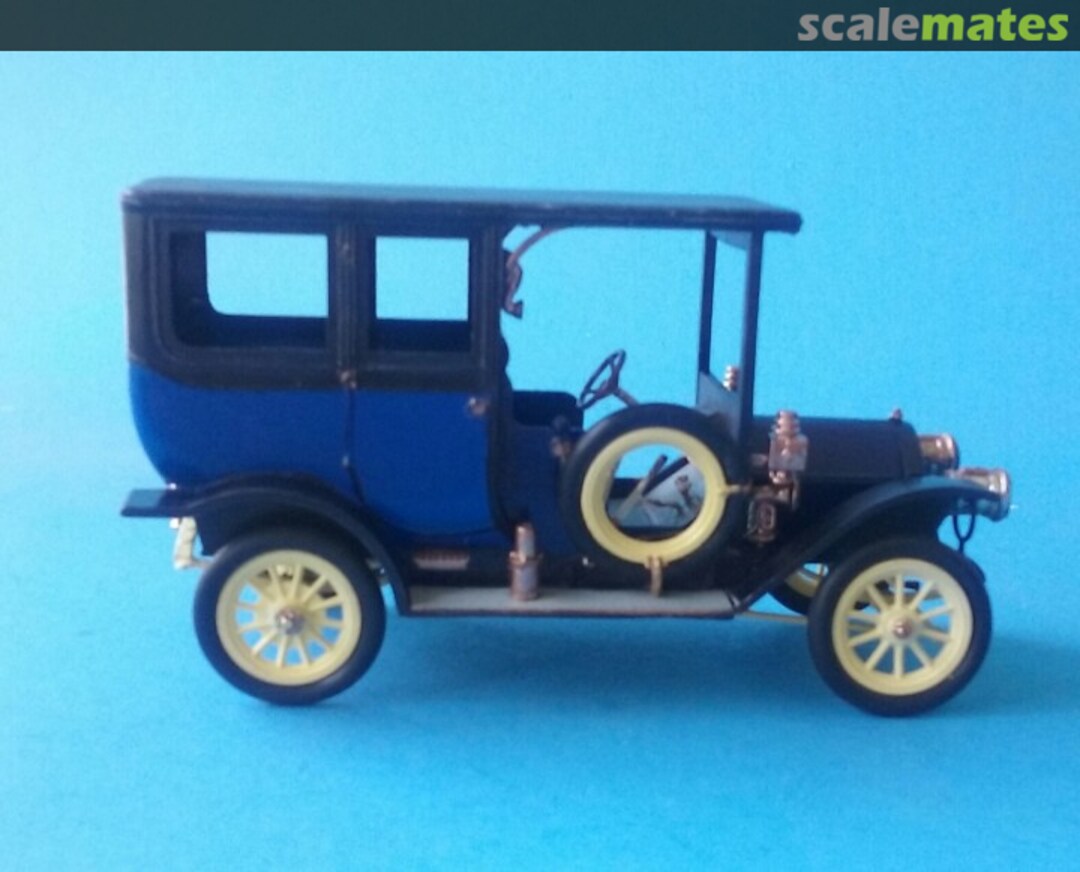 View album, image #2