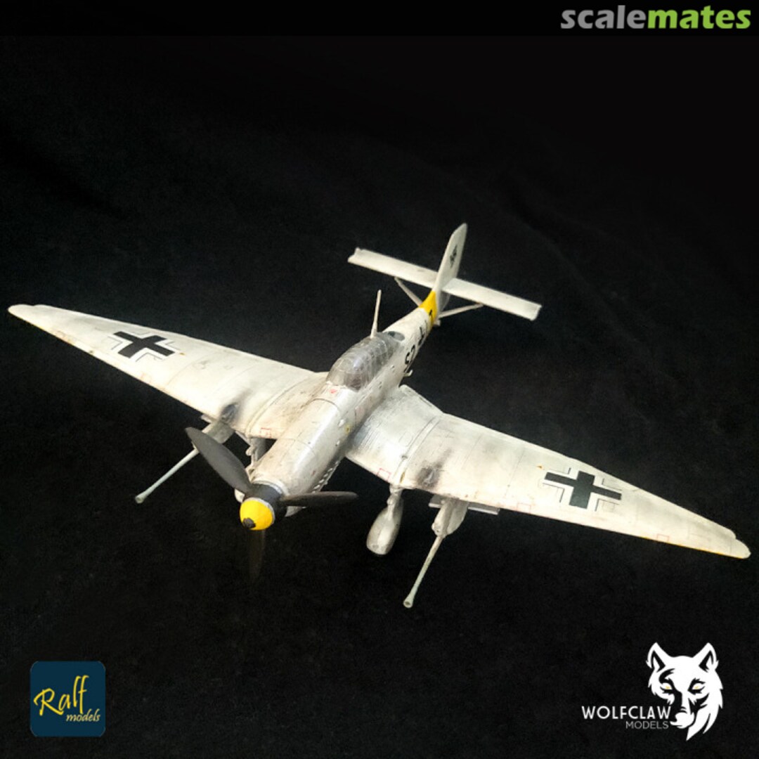 View album, image #1