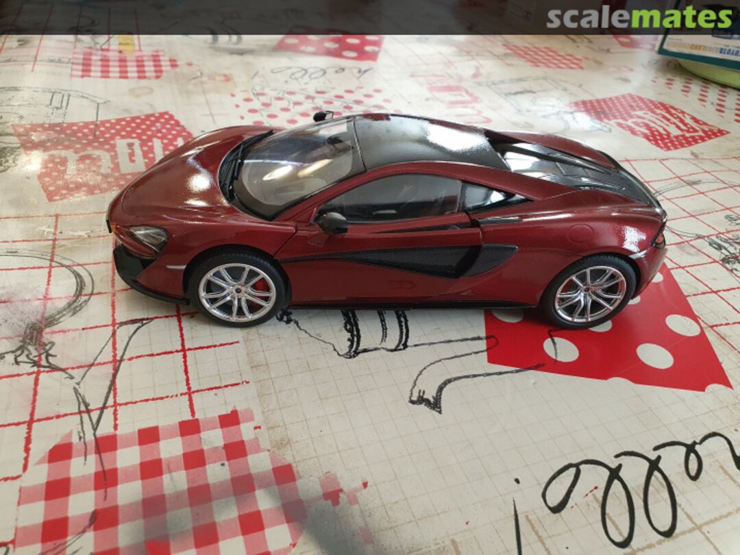 View album, image #3