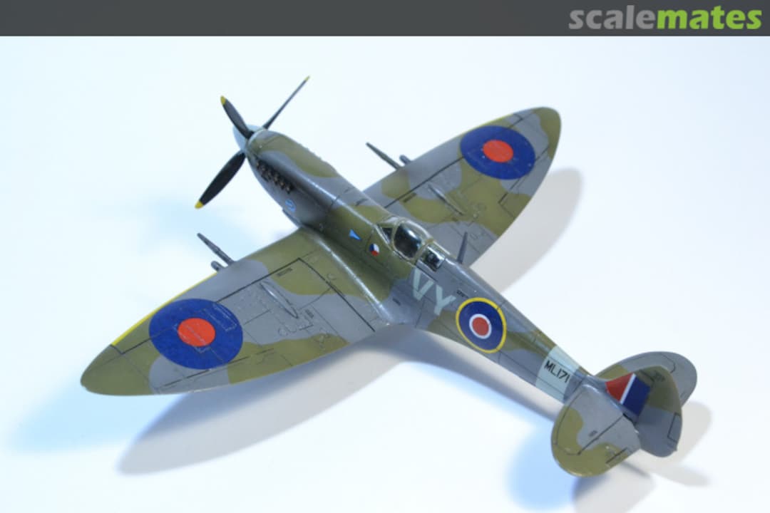 View album, image #1