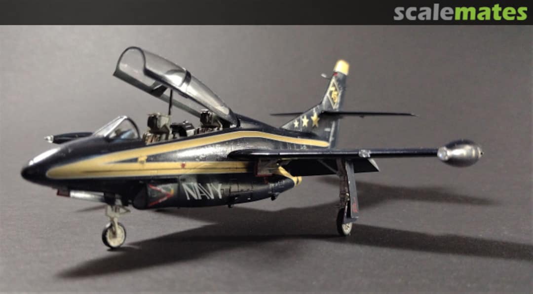 View album, image #1