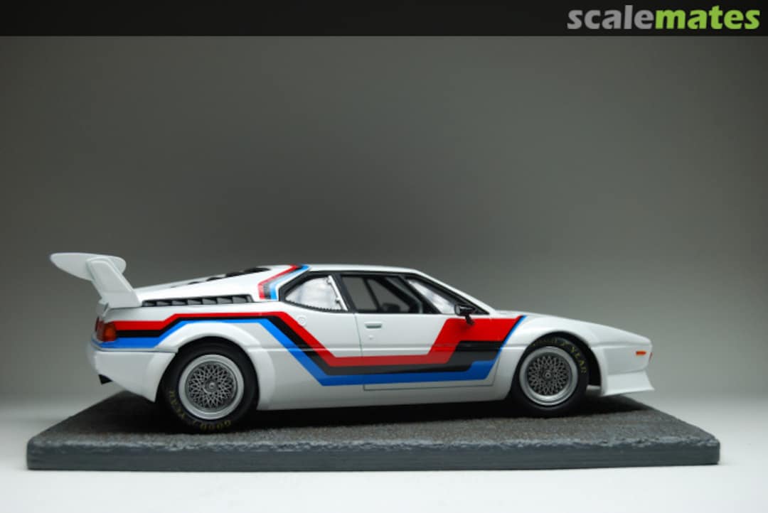 View album, image #1