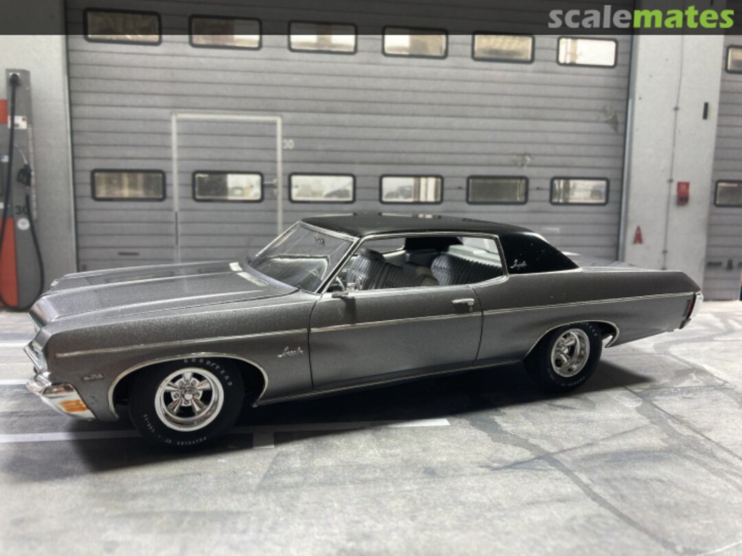 View album, image #1