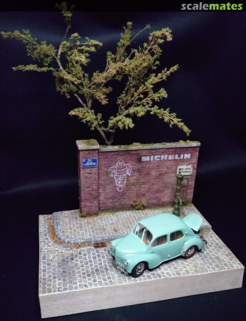 View album, image #1