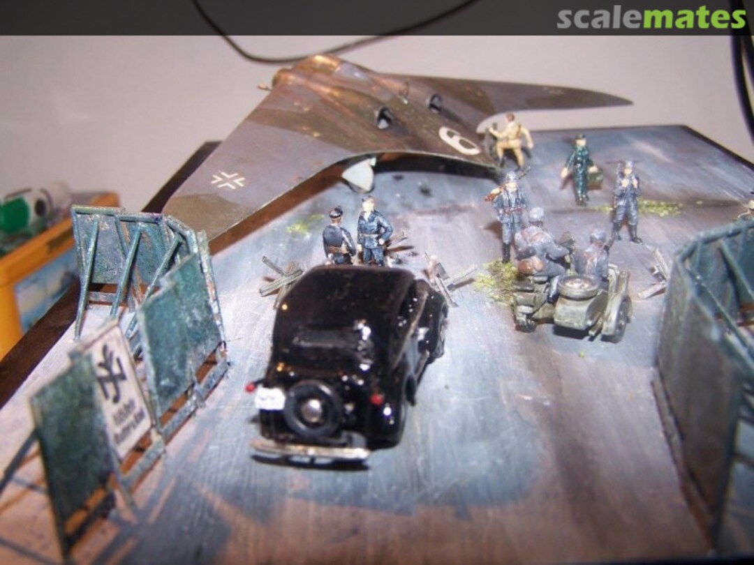 View album, image #1