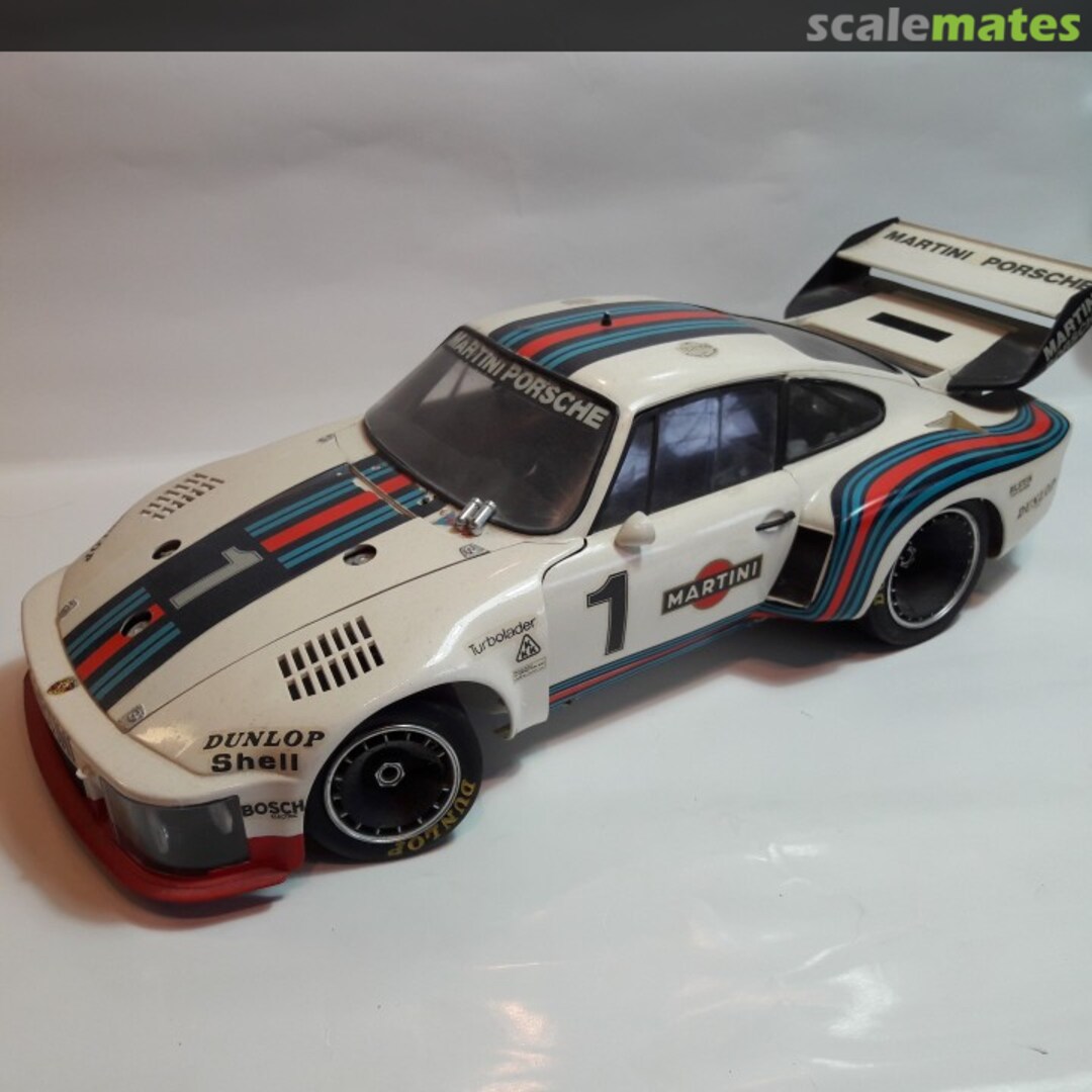 View album, image #1