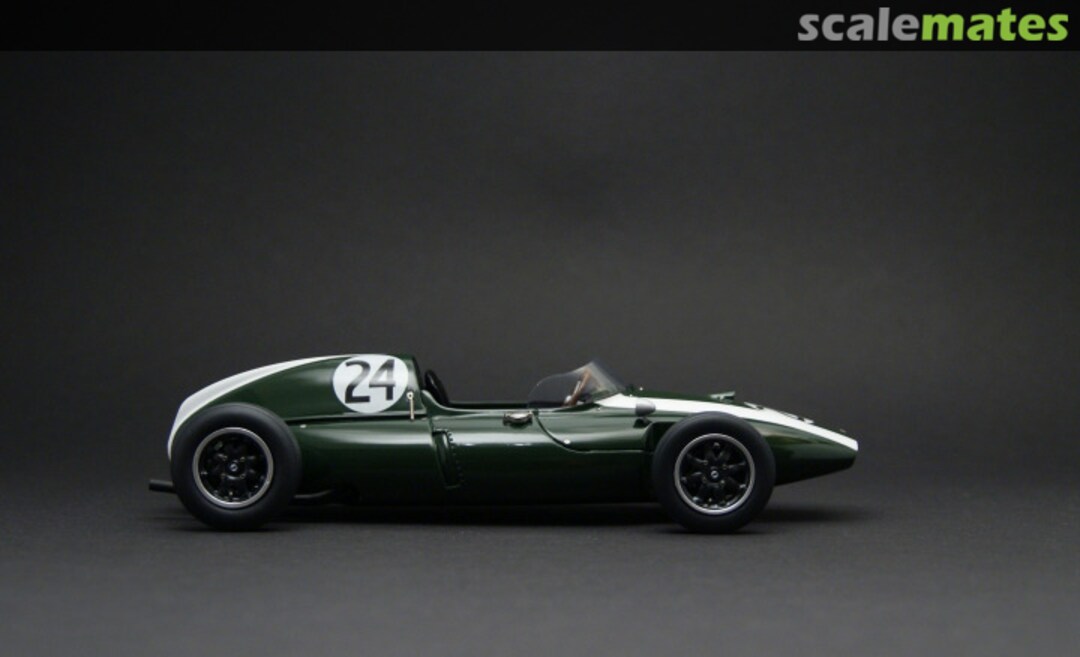 View album, image #2