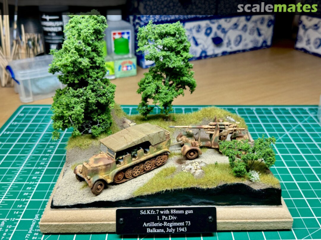 View album, image #1