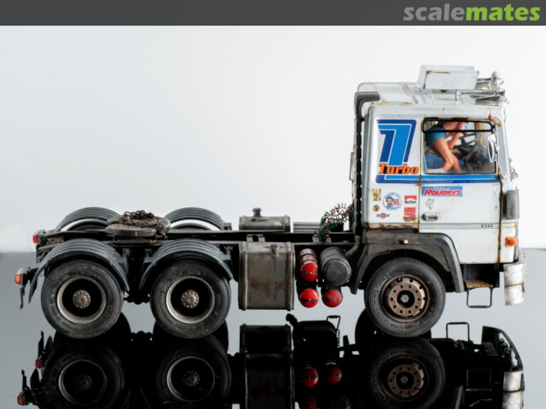 View album, image #11