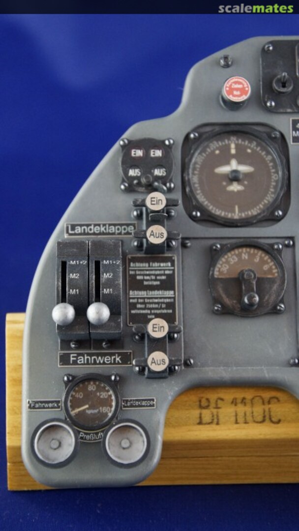 View album, image #1