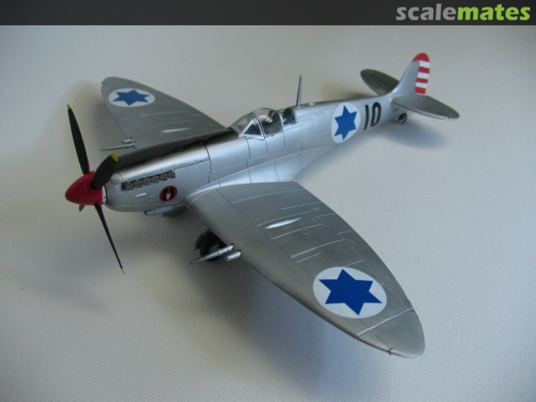 View album, image #1