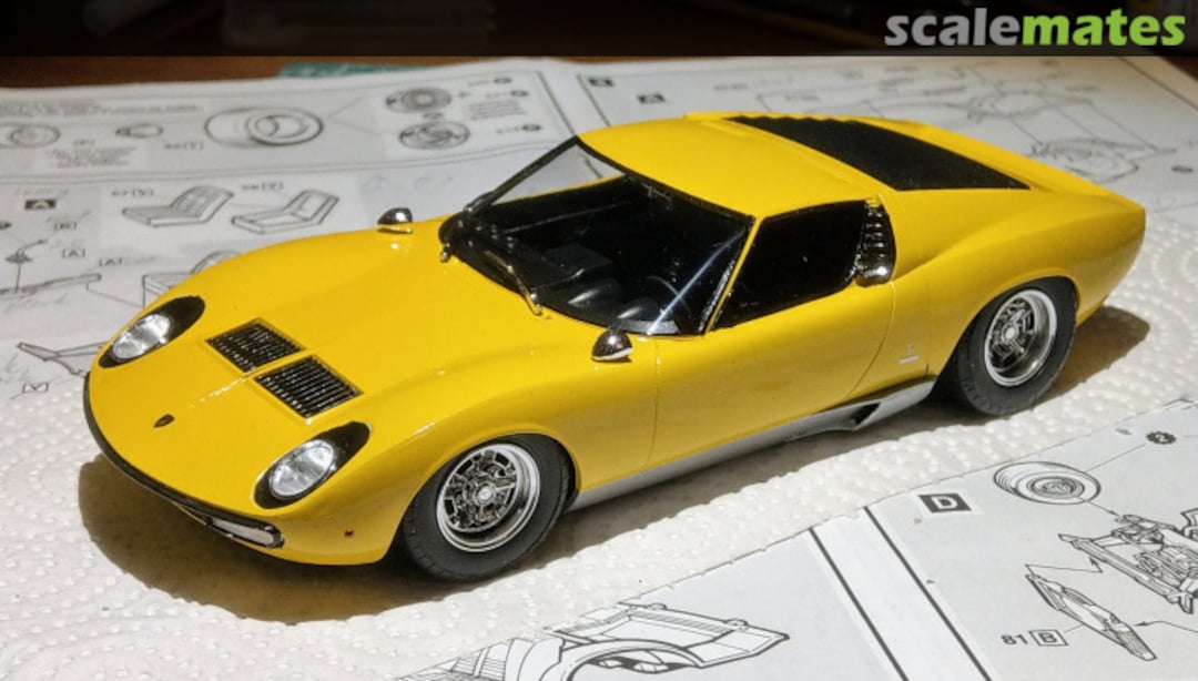 View album, image #2