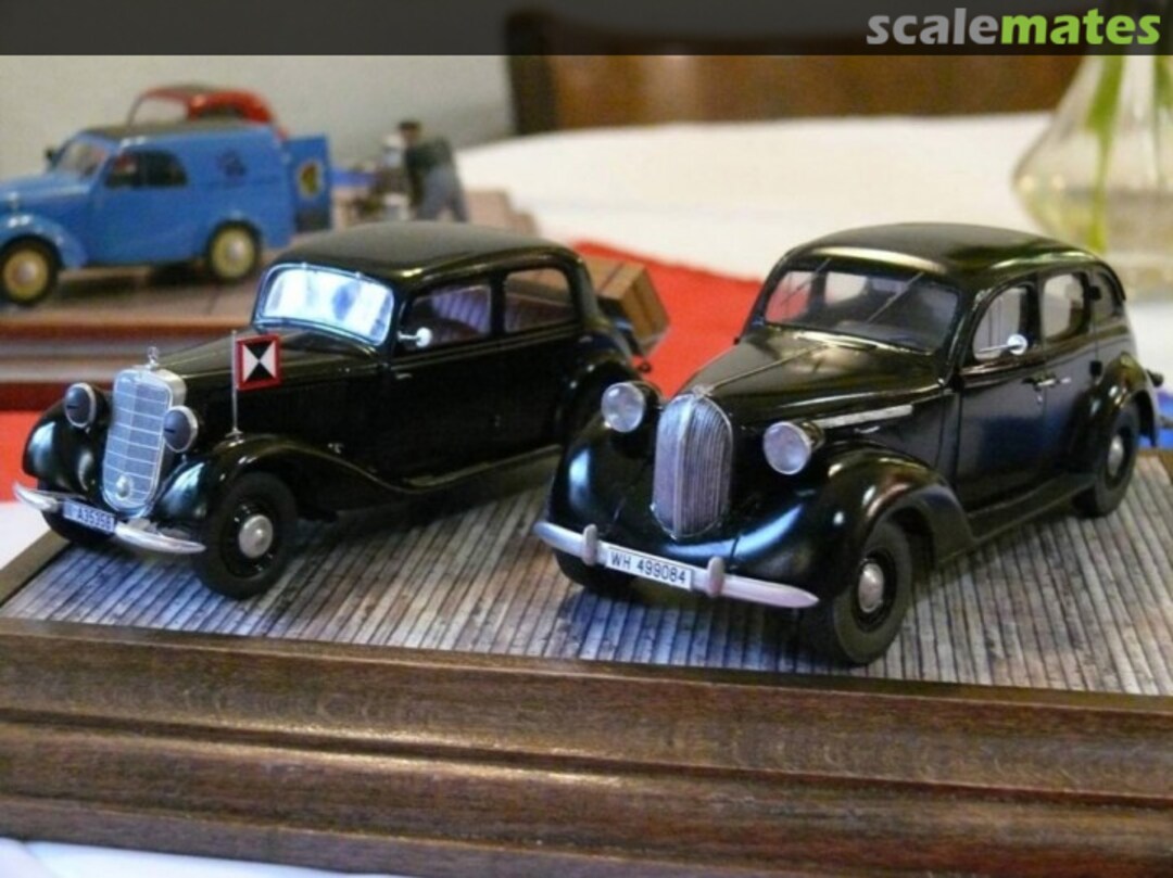 View album, image #1