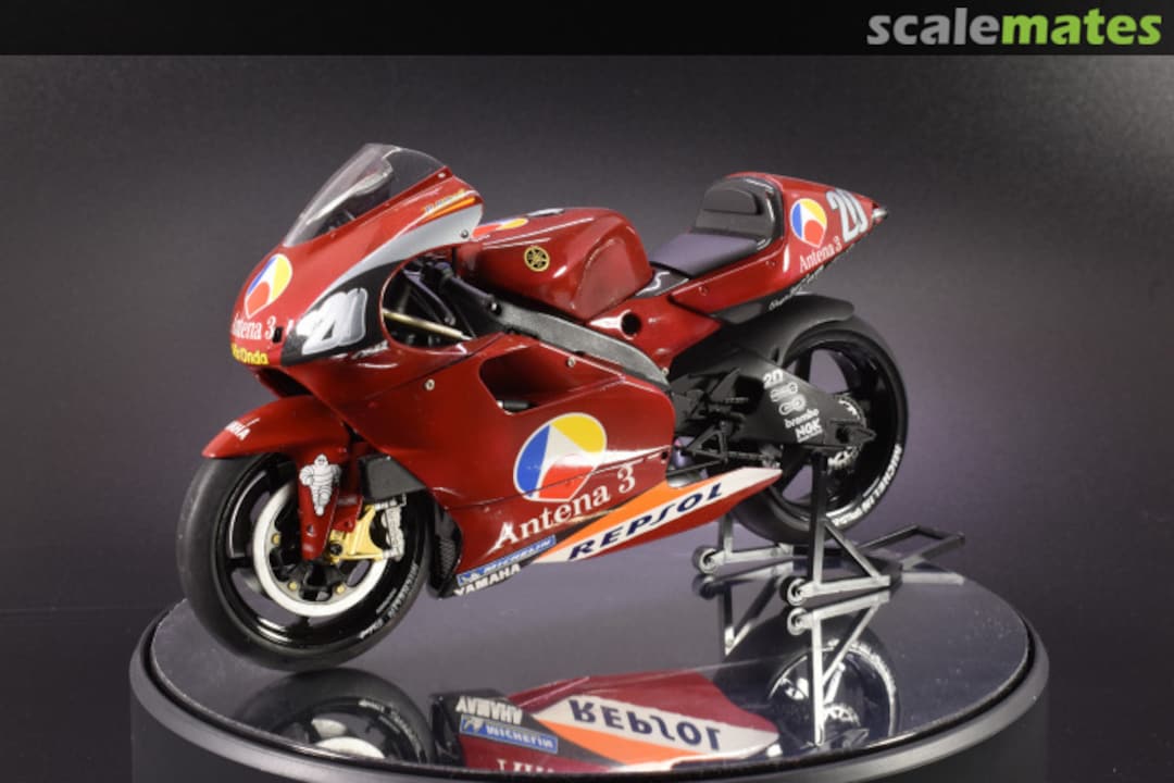 View album, image #1