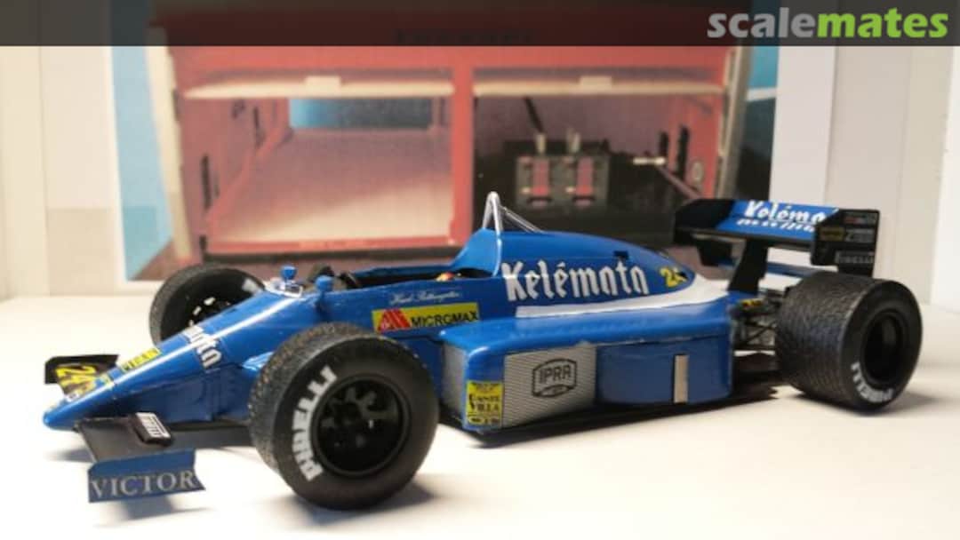 View album, image #1