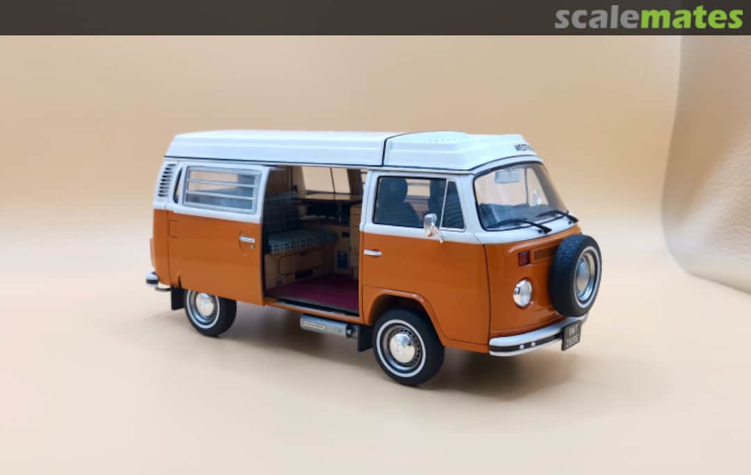 View album, image #1