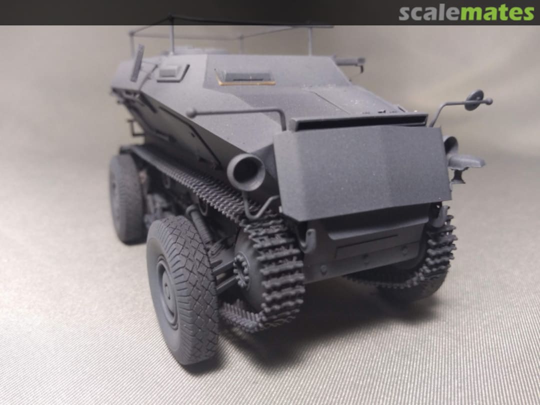 View album, image #1