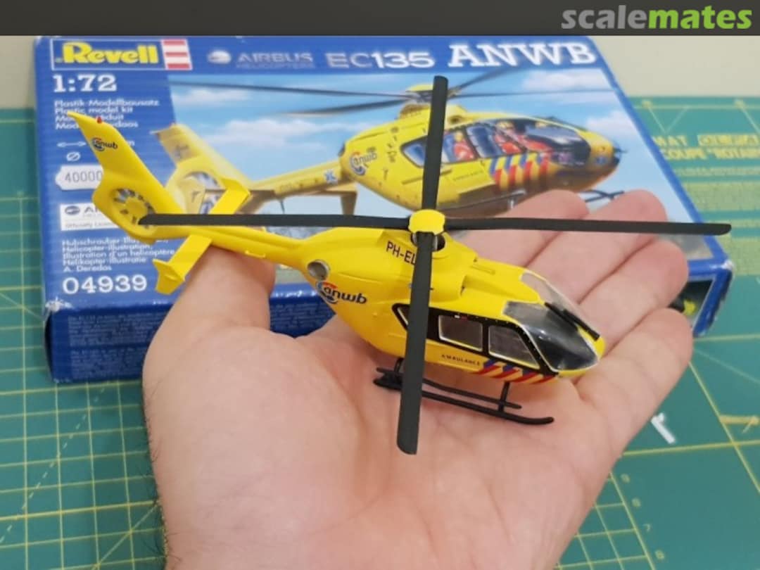 View album, image #4