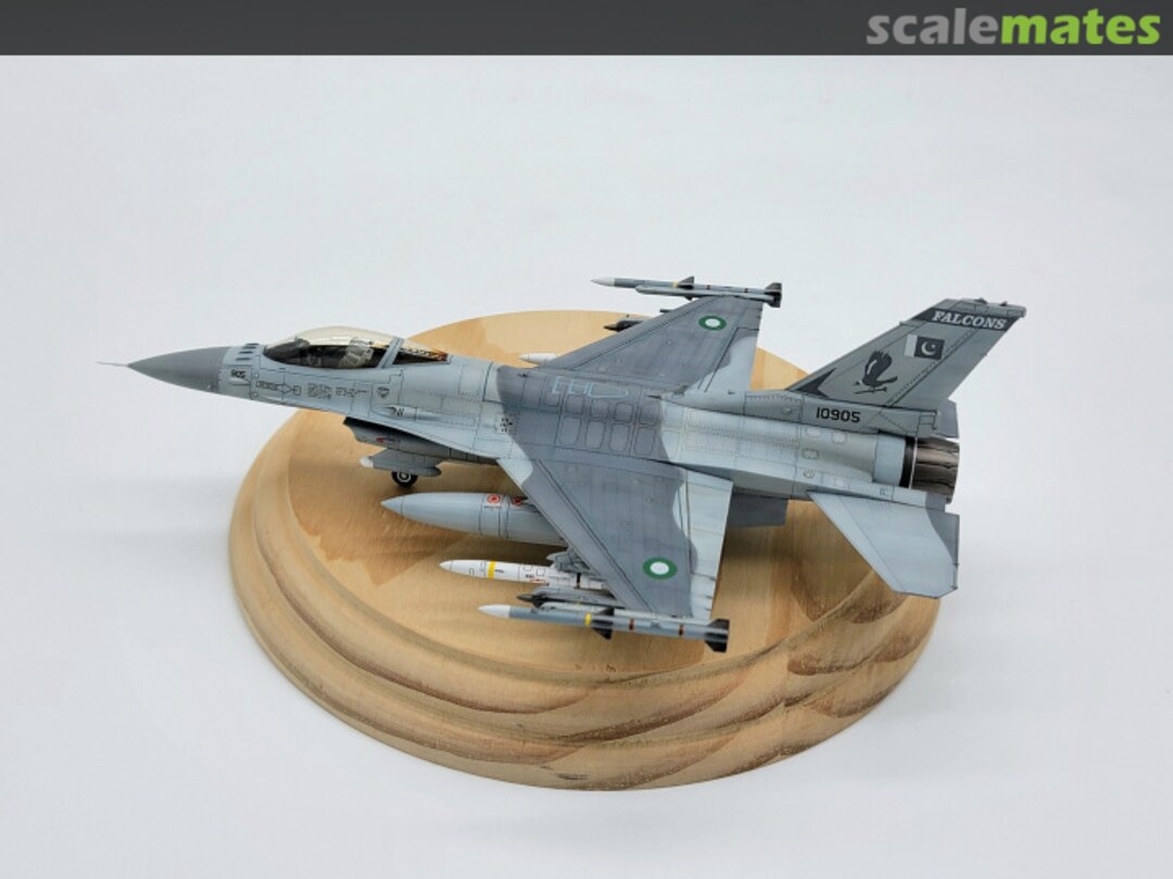 View album, image #1