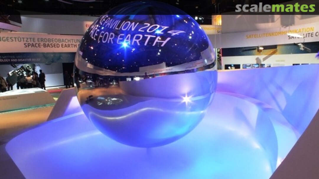 View album, image #1