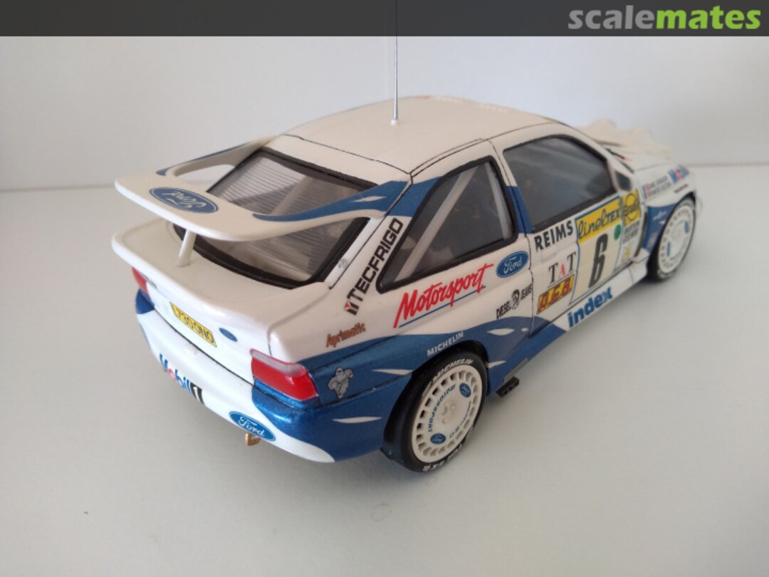 View album, image #1