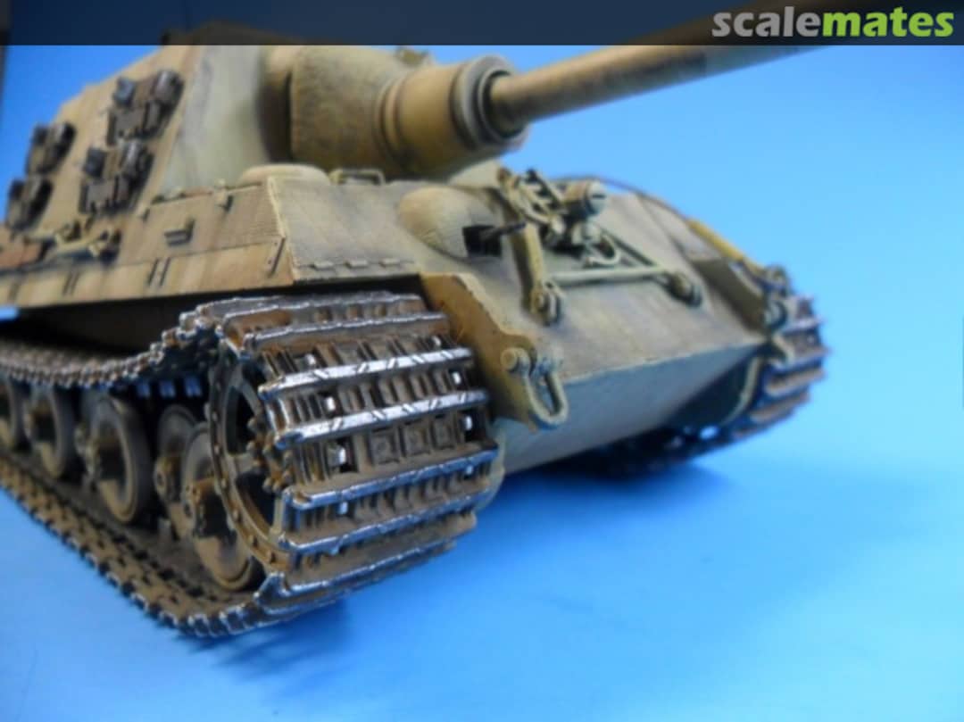 View album, image #19 View album, image #19