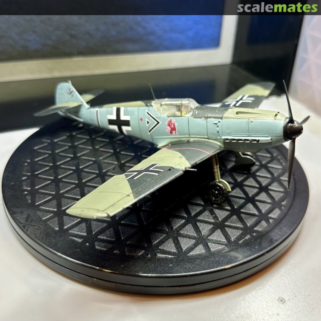 View album, image #1