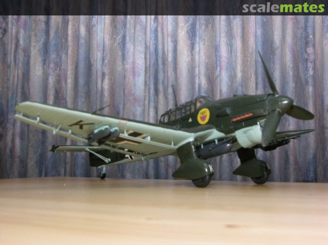 View album, image #1