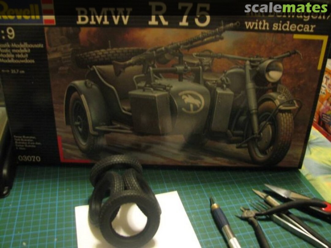 View album, image #1