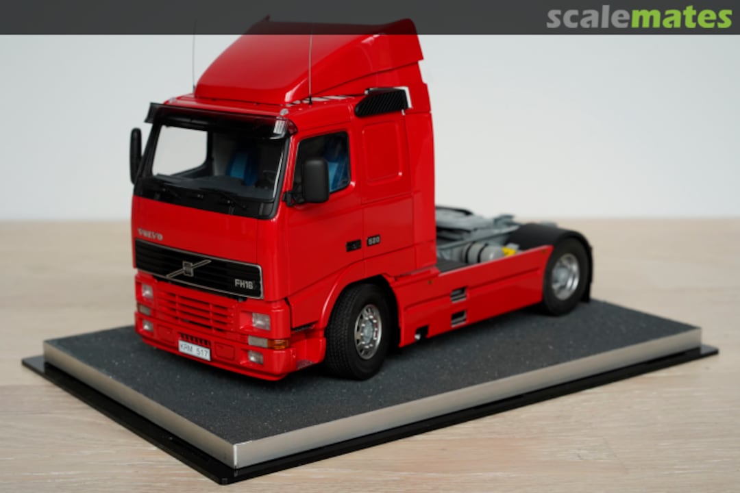 View album, image #1