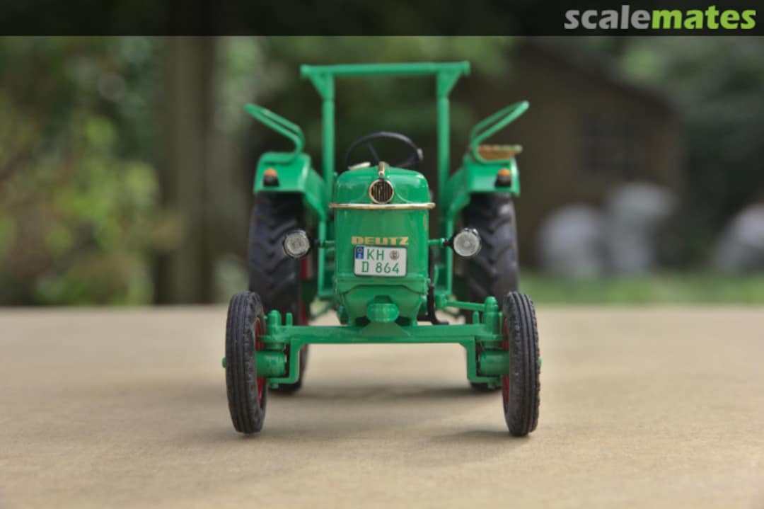 View album, image #1