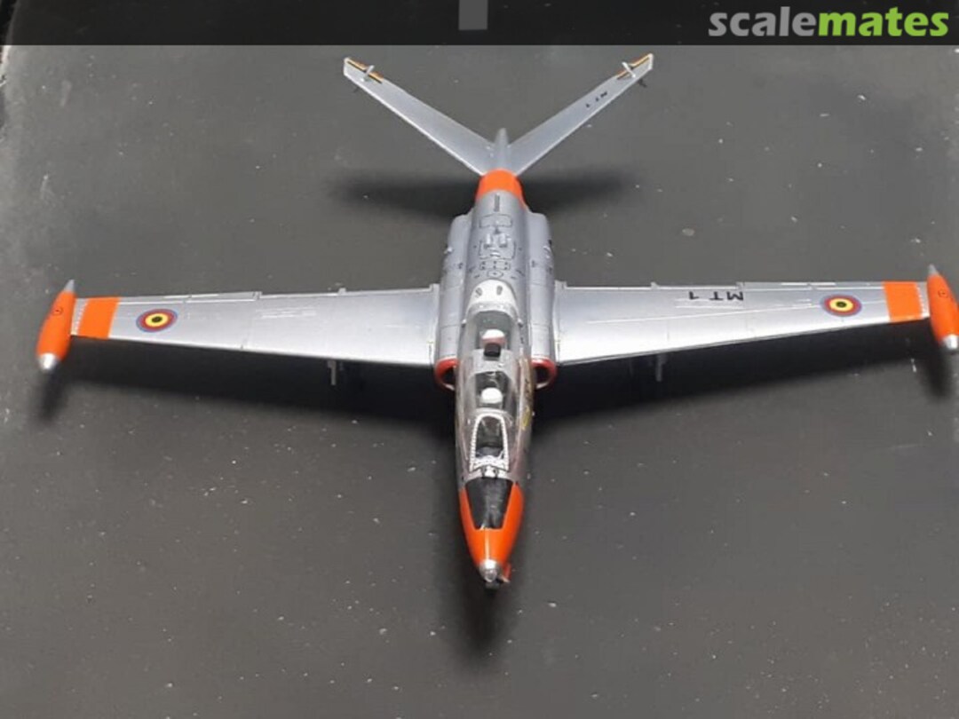 View album, image #1