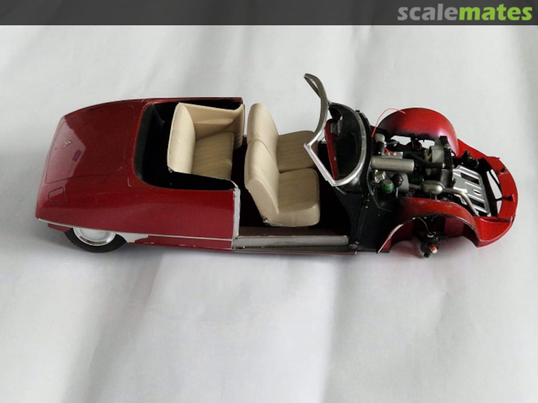 View album, image #1