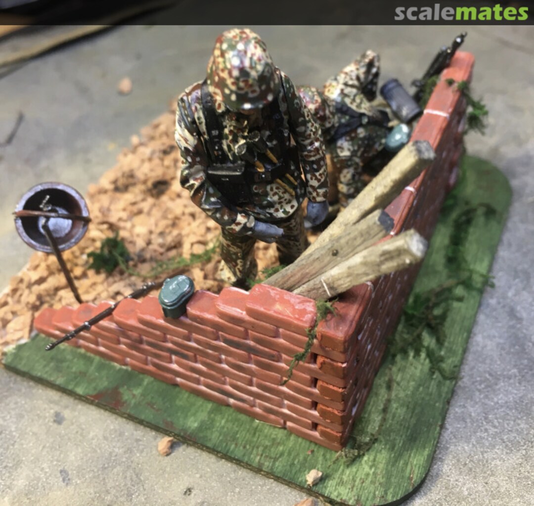 View album, image #1