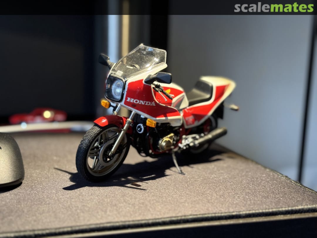 View album, image #9