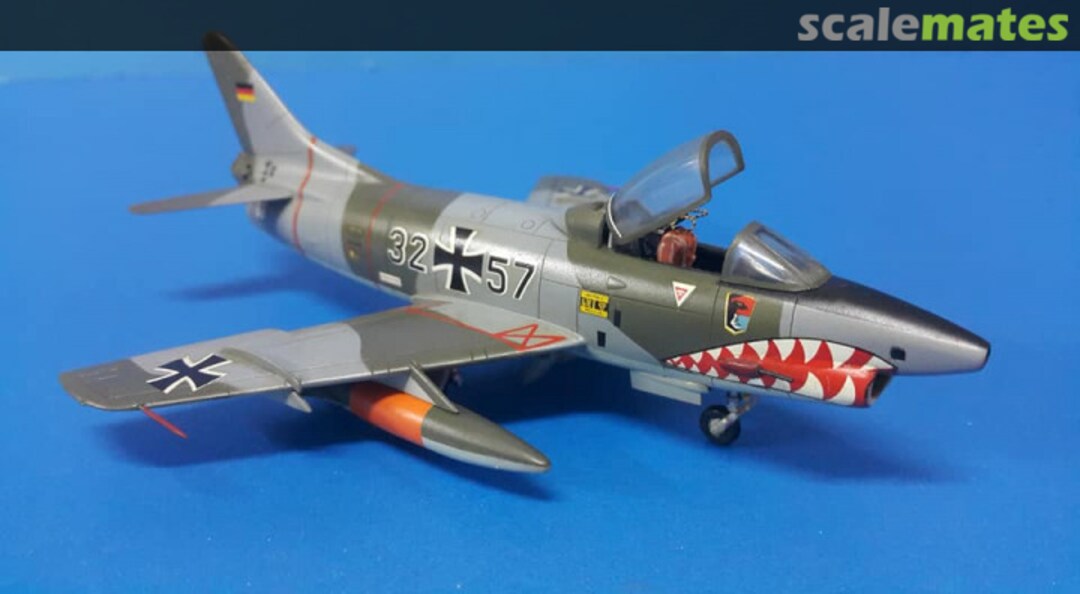 View album, image #1