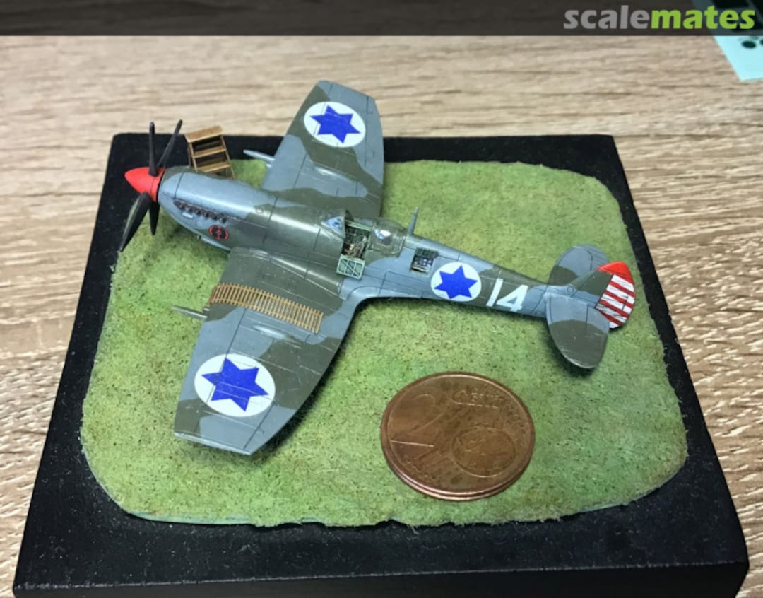 View album, image #1