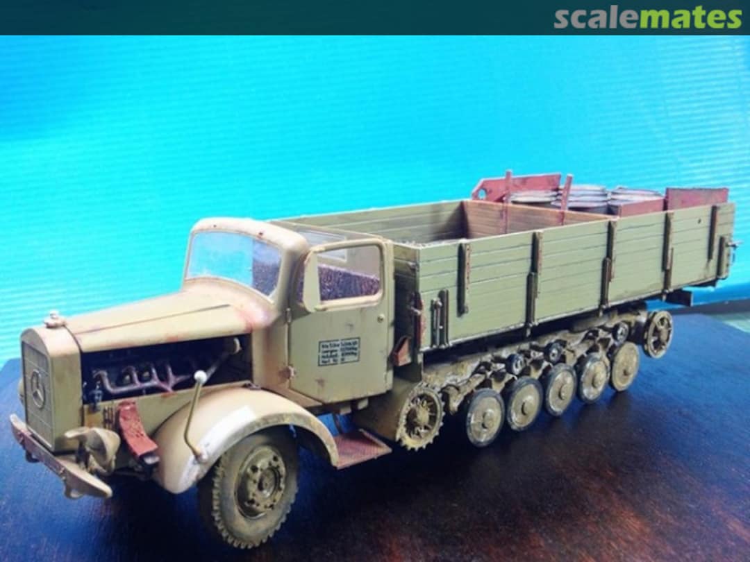 View album, image #1