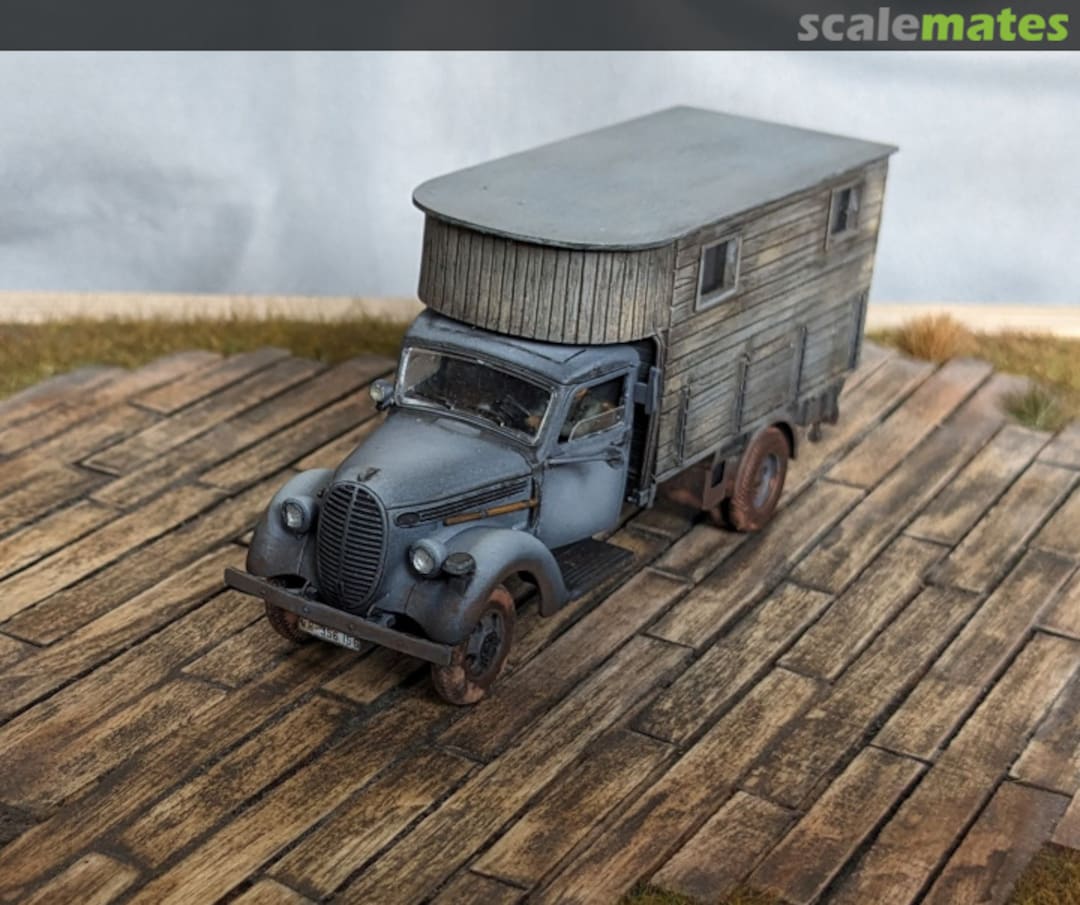 View album, image #1