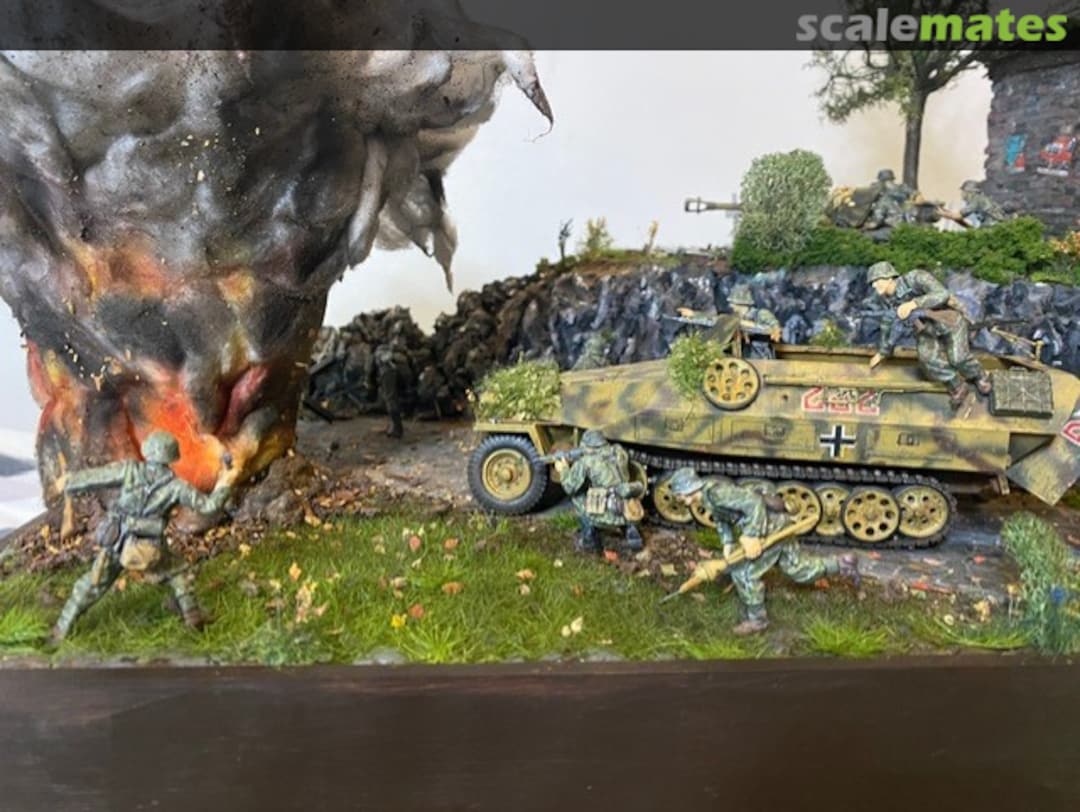 View album, image #3