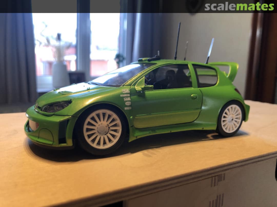 View album, image #1