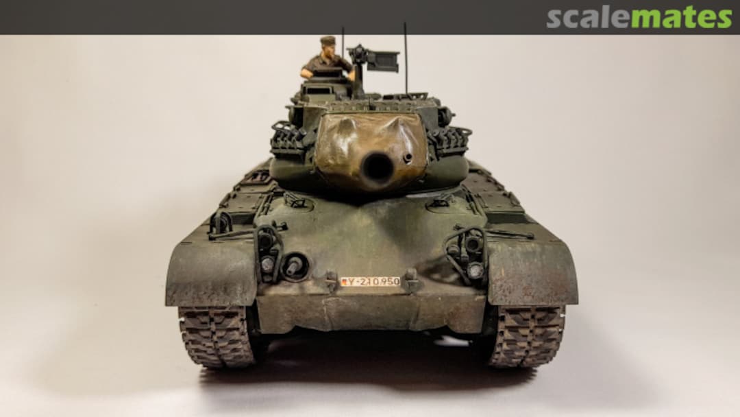 View album, image #1