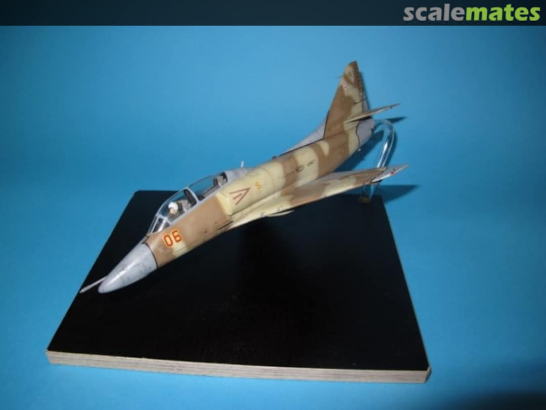 View album, image #1