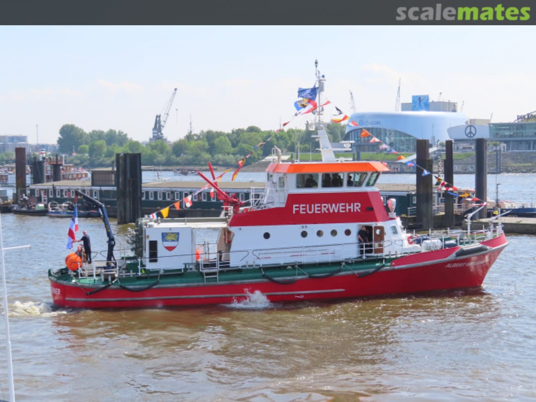 View album, image #1