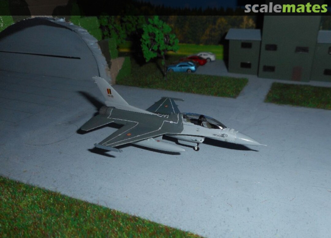 View album, image #4